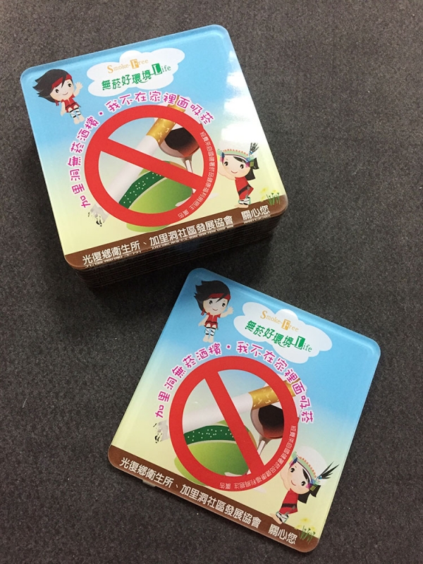 壓克力背貼切割